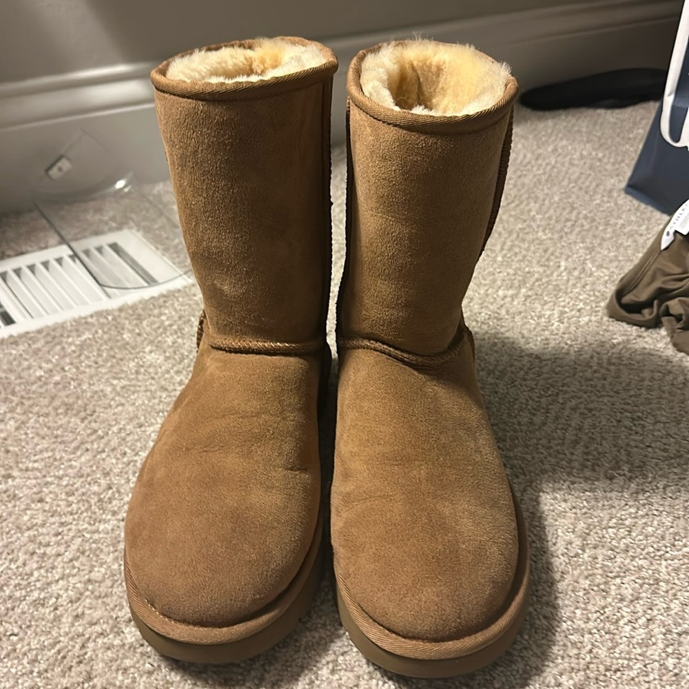 Classic Short II Ugg Boot S:9